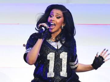 Las fotos con las que Cardi B anunció el nacimiento de su tercer hijo; mostró imágenes del parto