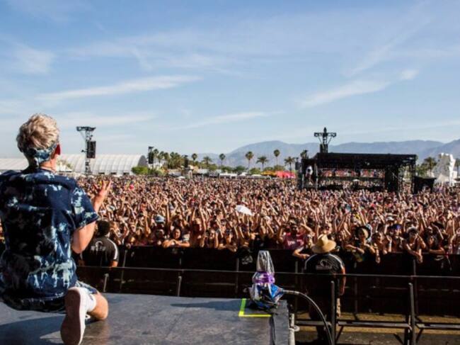 Facebook.com/coachella