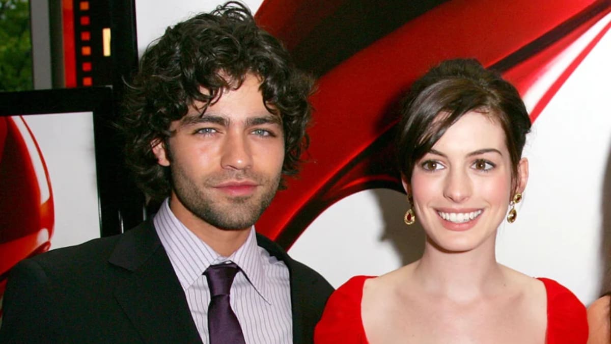 Adrian Grenier revela por qué no estará en El diablo viste a la moda 2 y rompe el silencio ¿Le hicieron el feo?