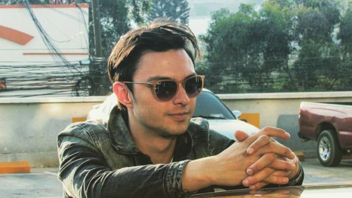 Celebremos el cumpleaños de Diego Sáenz con sus mejores fotos