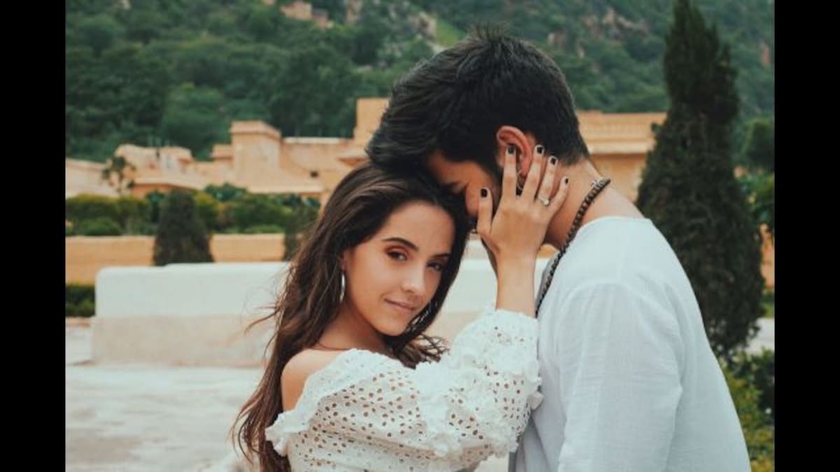 Camilo y Evaluna realizan un ‘tour’ por su hogar de casados