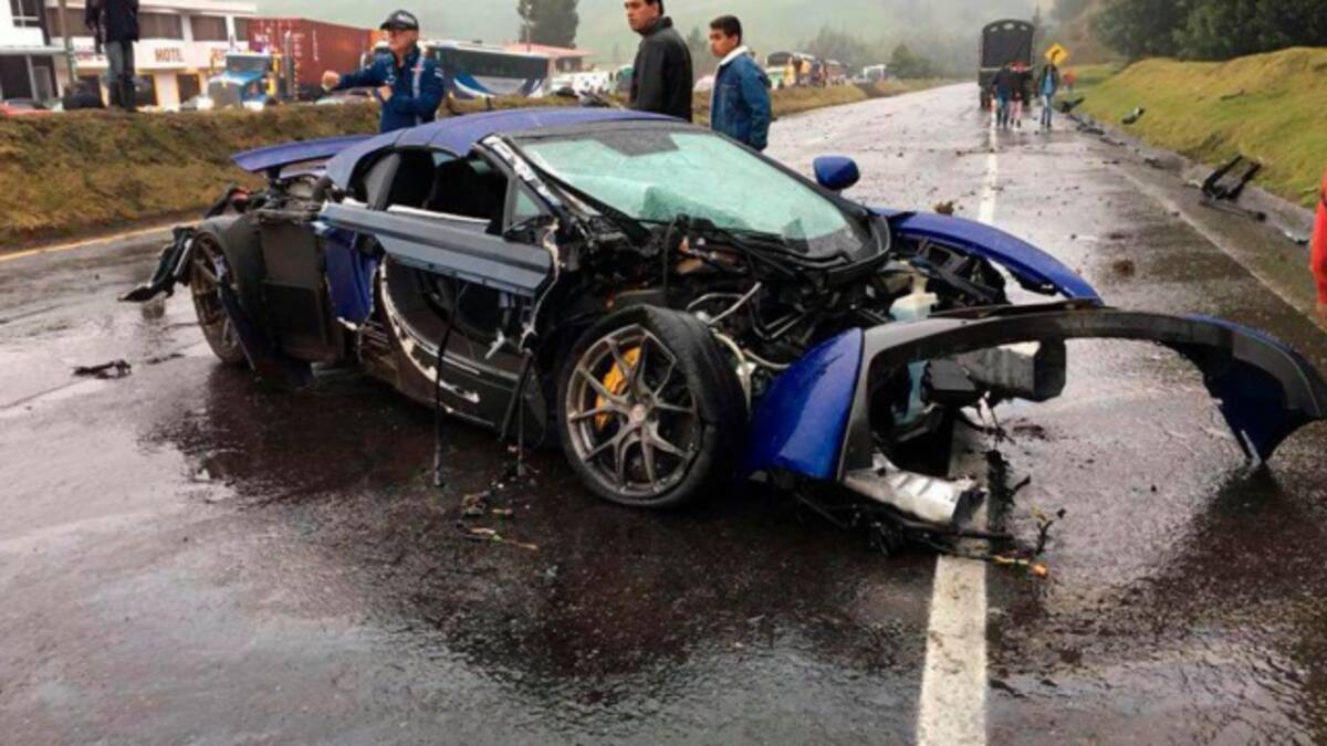 Así fue choque de los 3 super deportivos en la vía a Tunja