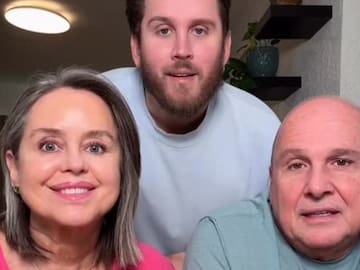 VIDEO: La mamá de Los Chicaneros rompió en llanto al tocar la campana tras vencer el cáncer