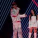 Nicki Nicole le negó beso a Peso Pluma en pleno concierto, pero hubo declaración: video
