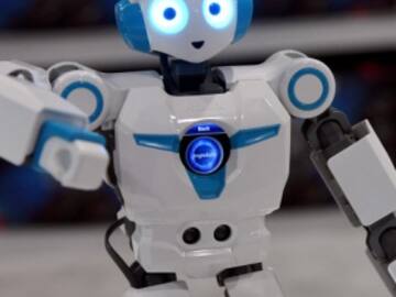 ¿SE AVECINAN LOS ROBOTS CIRUJANOS?