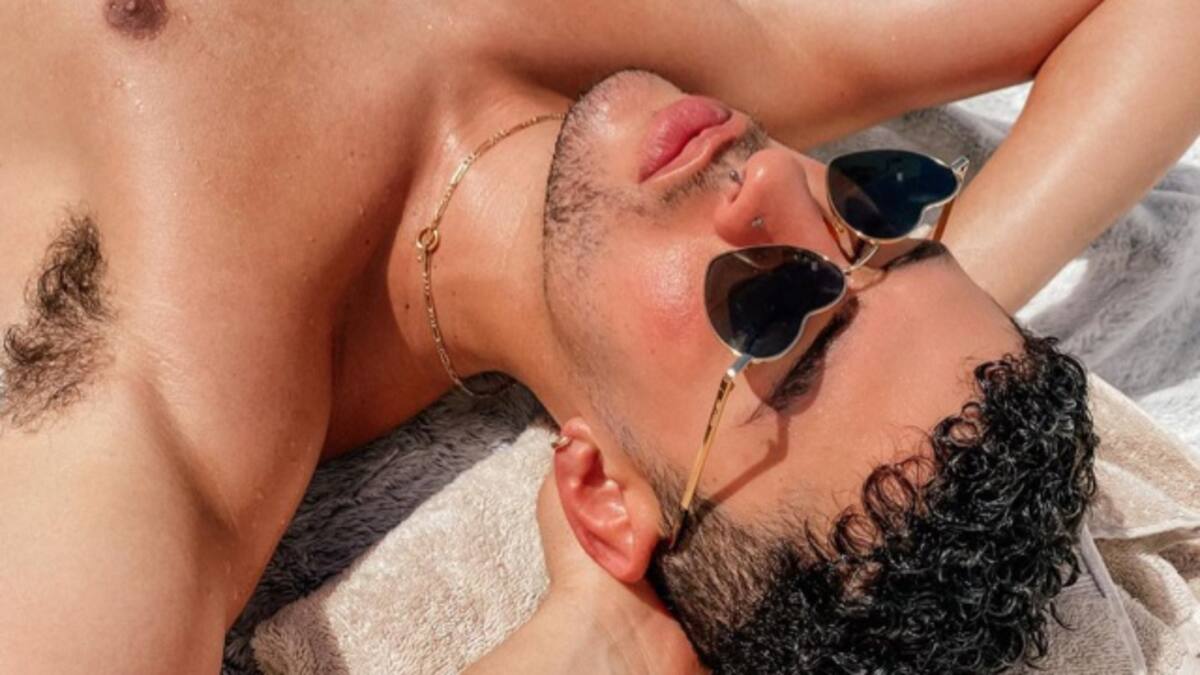 Bad Bunny paraliza las redes por sus fotos en Playboy