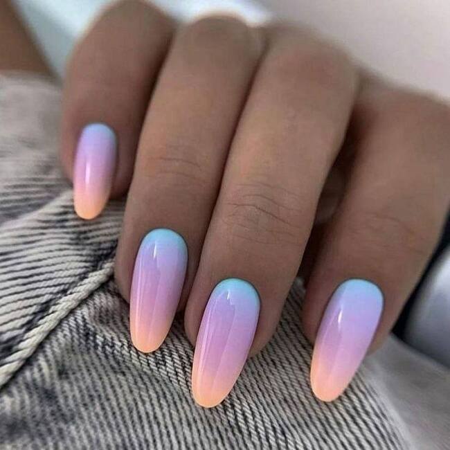 Créditos: Uñas Baby Boomer tres colores - Pinterest