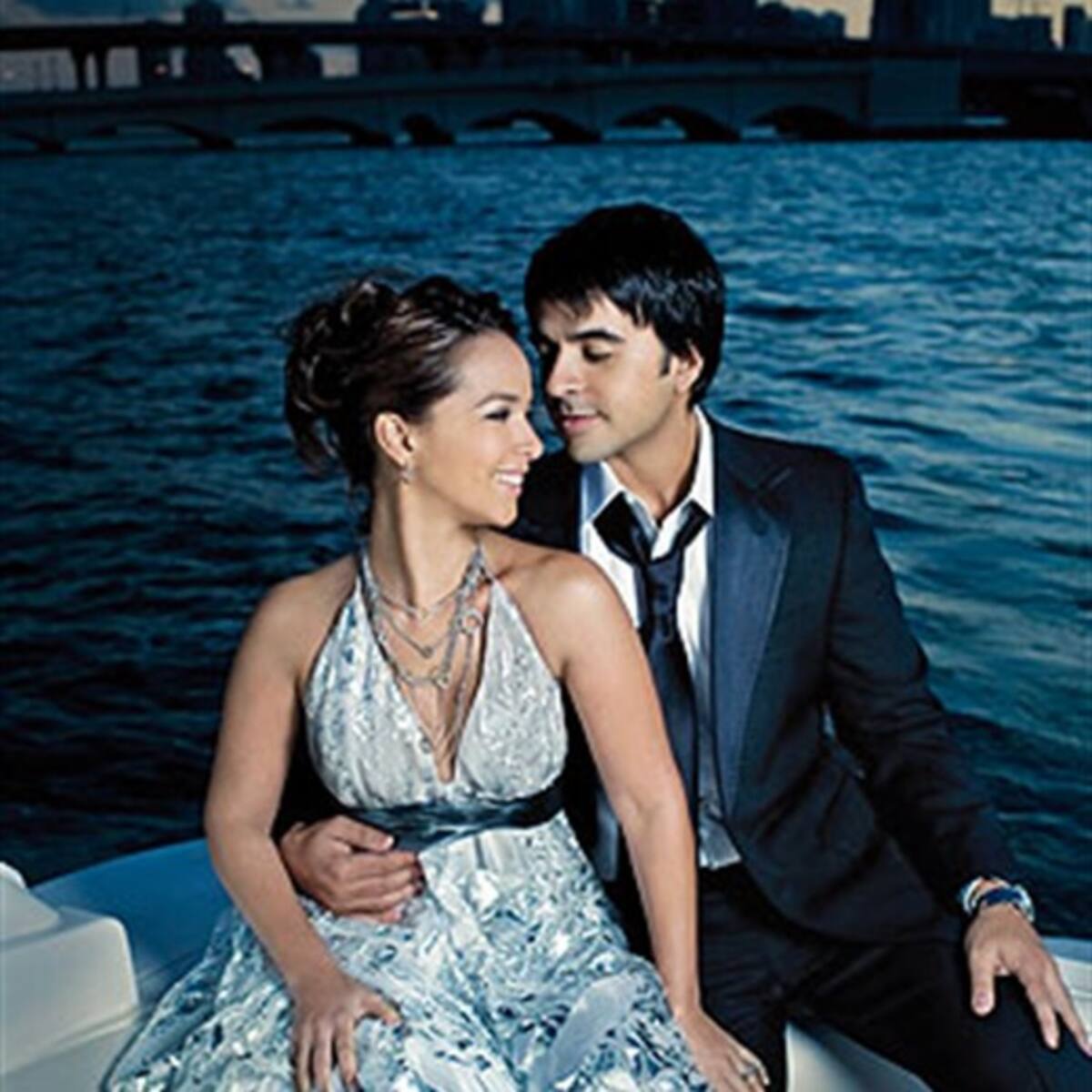 Esposa de Luis Fonsi fastidiada con chismes