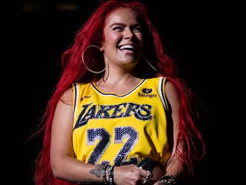 Karol G sorprende con nuevo look tras rumores de ruptura con Feid: "Ahora sí cerró el ciclo"