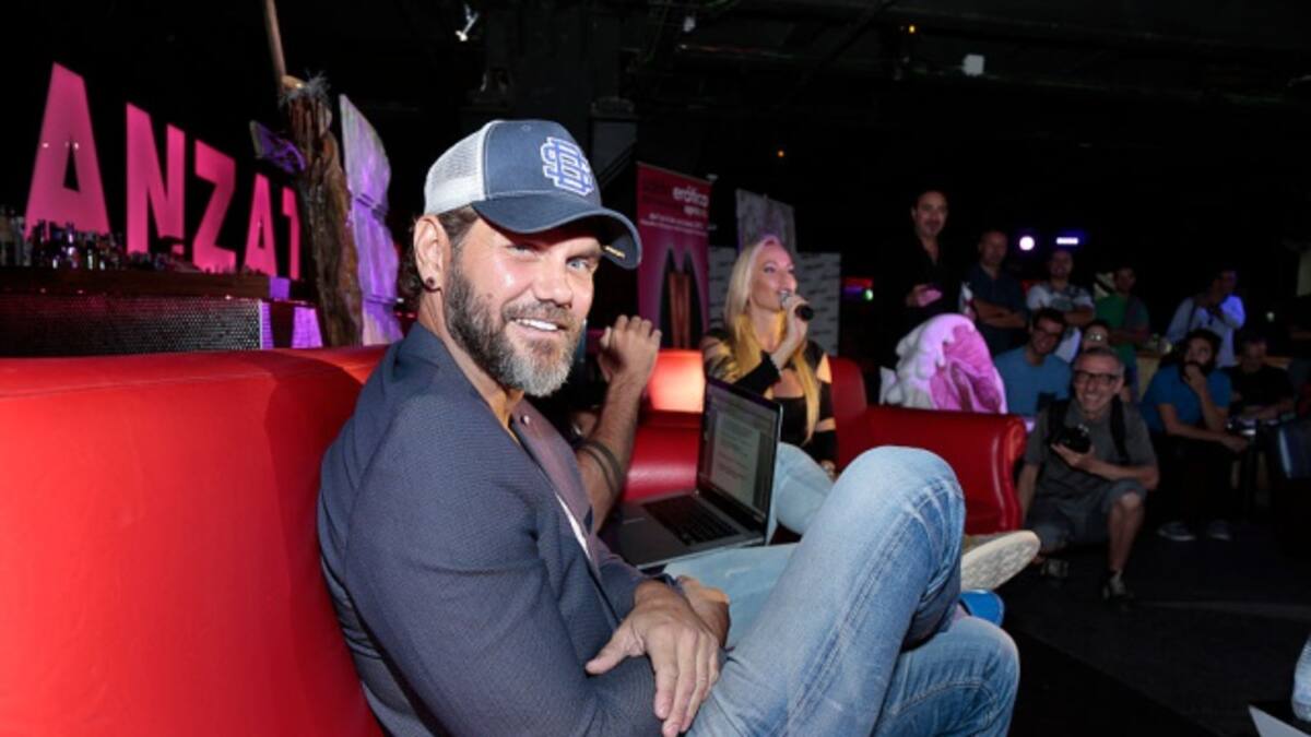 Nacho Vidal se dedicará a dar consejos de pareja