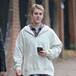 Justin Bieber "adorna" su lujoso auto con esta imagen religiosa