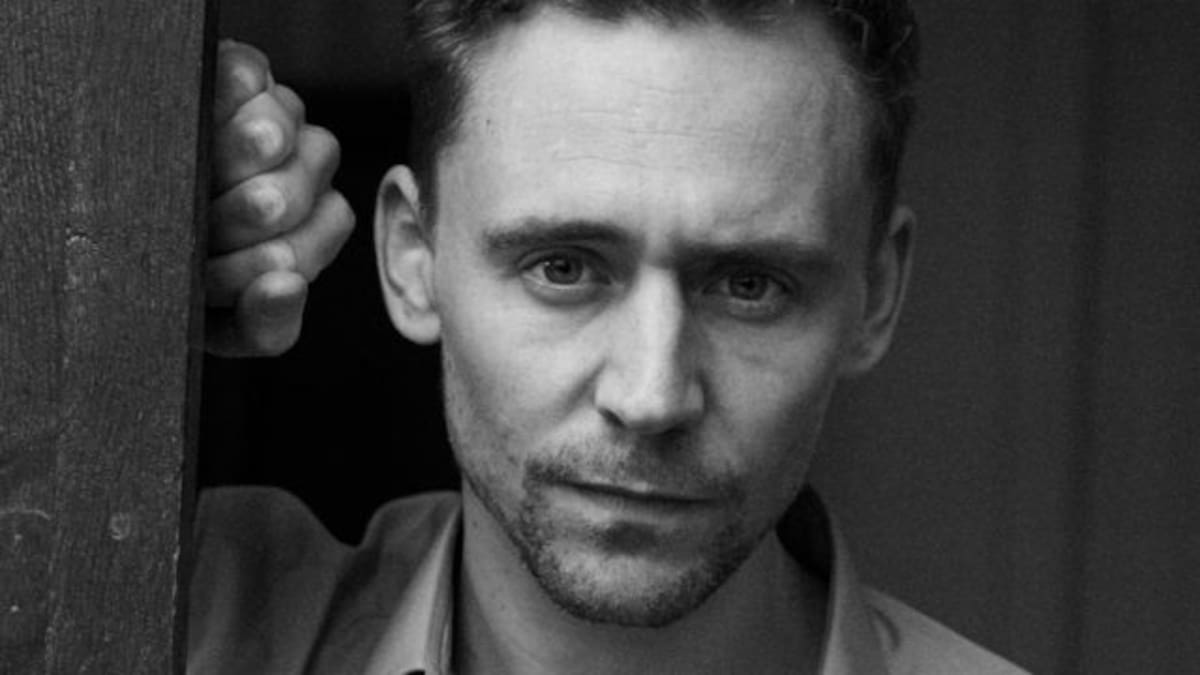¿Tom Hiddleston se tatuó el nombre de Taylor Swift?