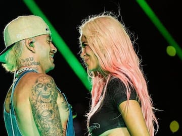 “Le causa mucha ansiedad”: Vidente afirmó que la relación entre Feid y Karol G no es lo que parece