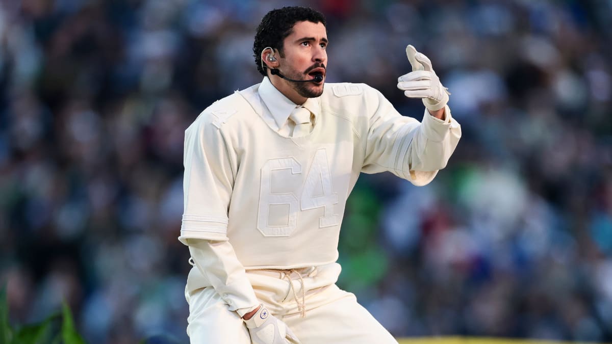 ¿Qué significa el 64 de Bad Bunny? Esta y más curiosidades que pocos vieron en el Super Bowl