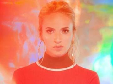 EL CAMBIO EXTREMO DE PEDRINA, UNA ARTISTA POP QUE RENACE EN REDES