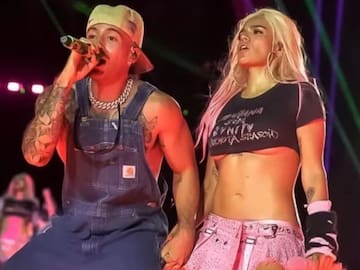 Karol G cantó por primera vez +57 junto a Feid en Medellín ¿Cambiaron la polémica letra?