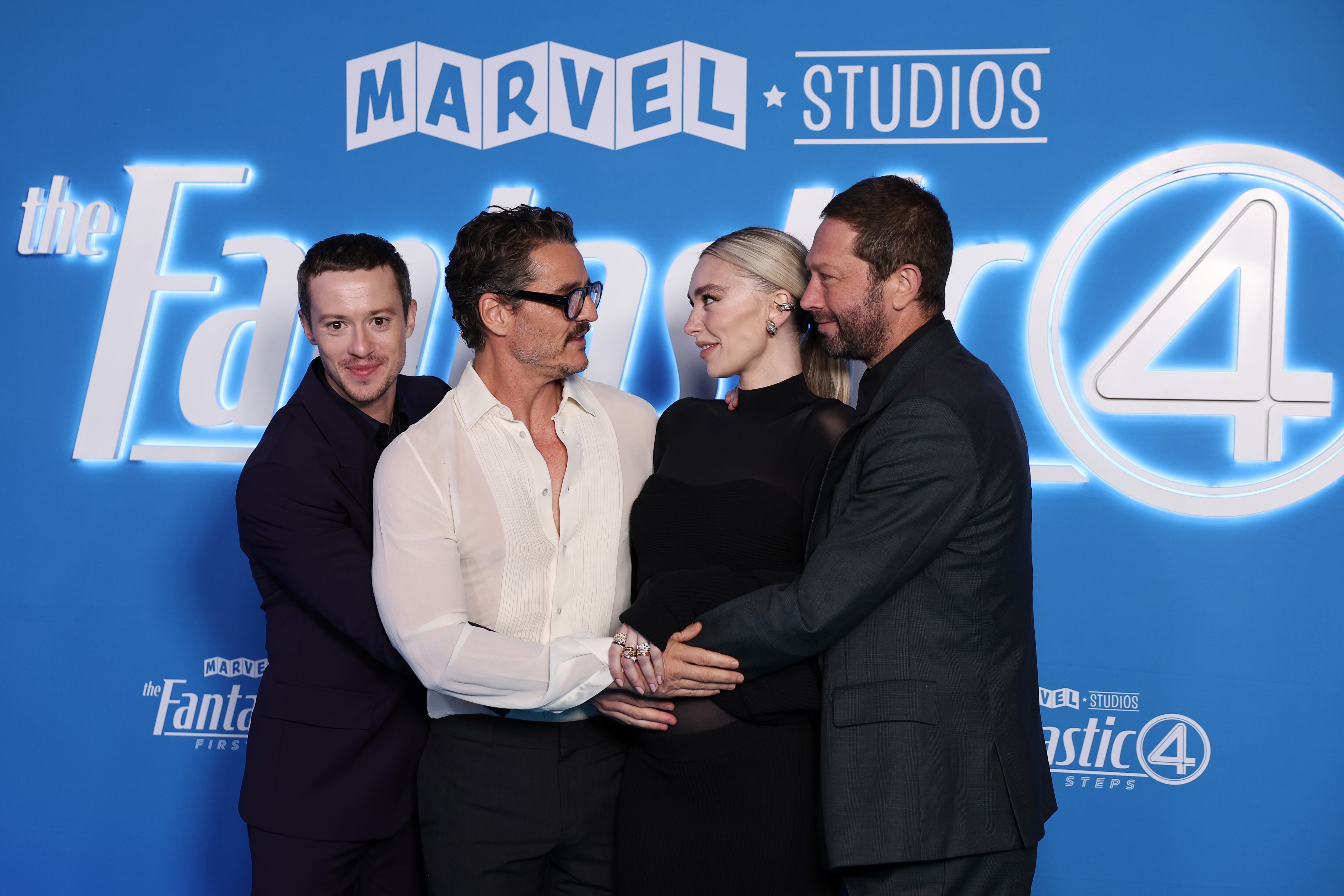 Joseph Quinn, Pedro Pascal, Ebon Moss-Bachrach y Vanessa Kirby, los protagonistas de 'Los cuatro fantásticos'