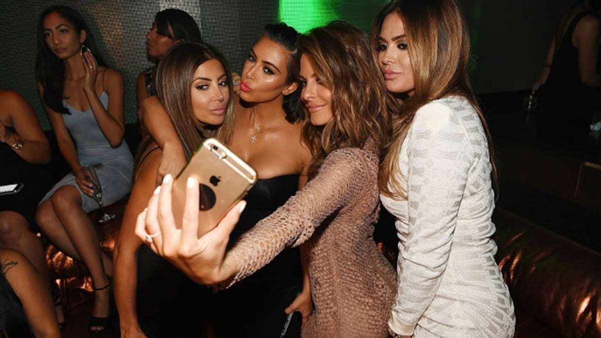 Amiga de las Kardashian luce como Ariadna Gutiérrez en una fiesta de Halloween