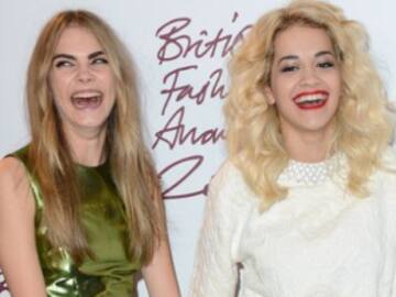 Rita Ora habla de su estrecha relación con Cara Delevingne