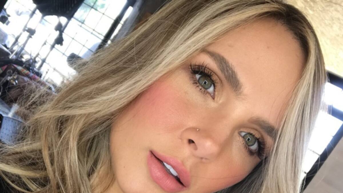 Elizabeth Loaiza rompe las redes con su baile en lencería