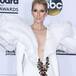 Céline Dion casi rompe a llorar cantando 'My Heart Will Go On' en los premios Billboard