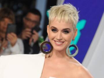 Katy Perry impacta con su nuevo y arriesgado look