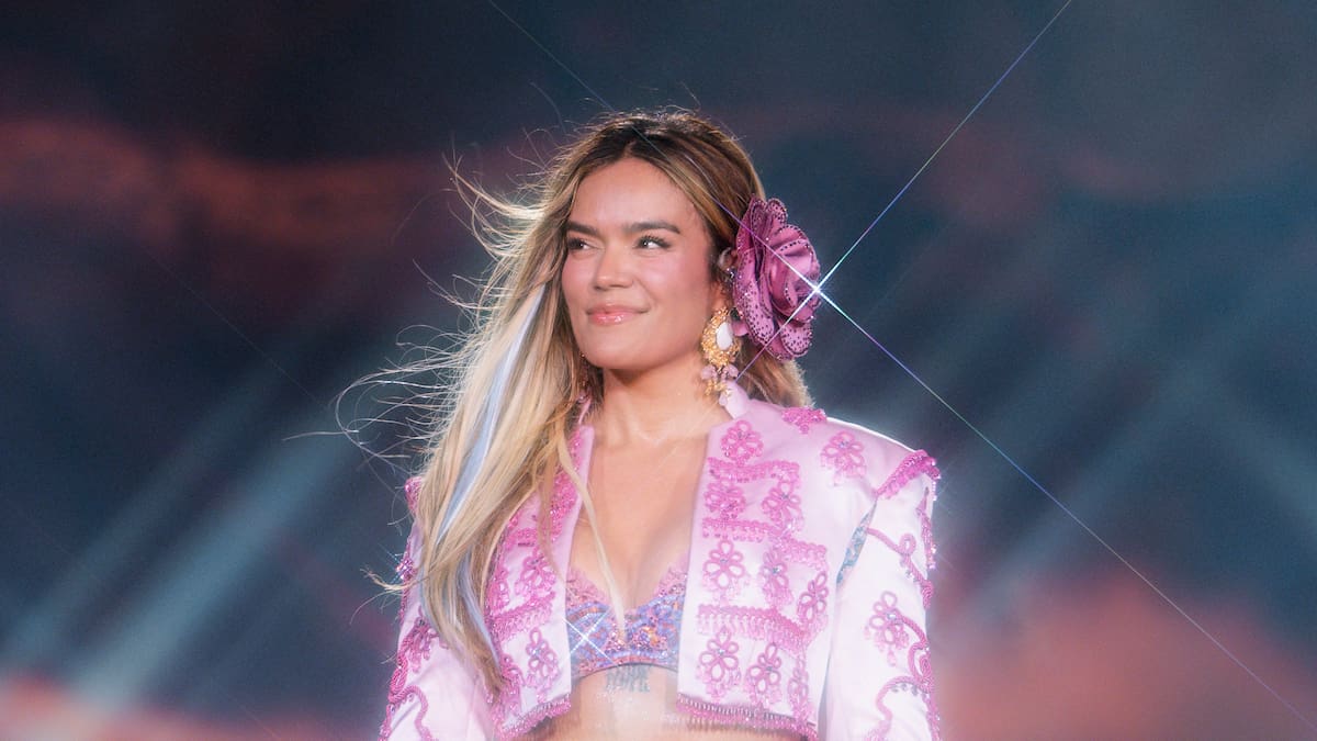 Karol G reaparece en redes y sus seguidores notan diferencias en su rostro ¿se hizo algo?