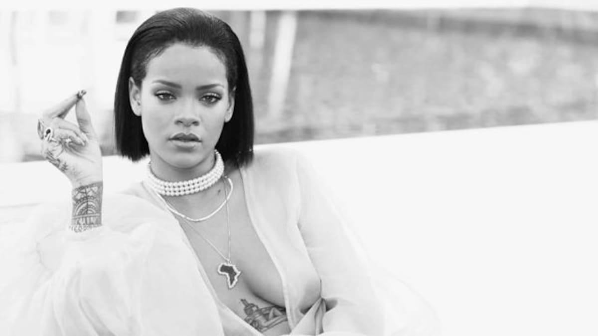 El sensual video de Rihanna que tiene a más de uno con la boca abierta