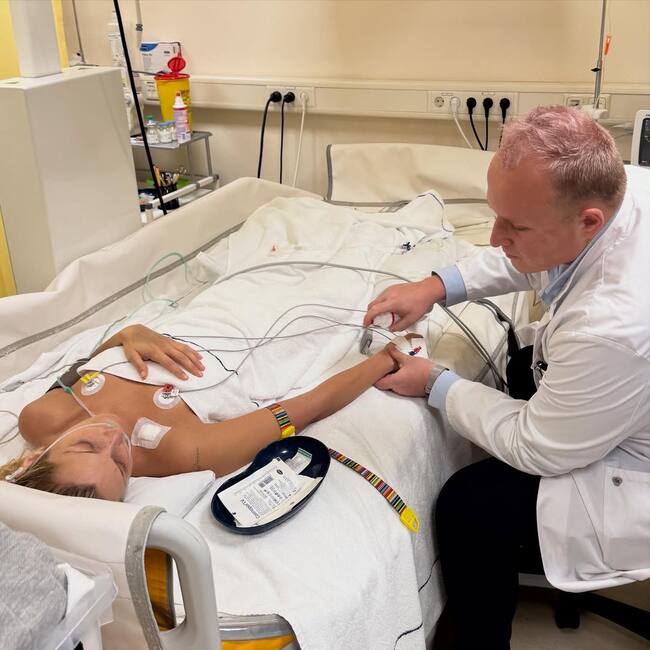 Bella Hadid hospitalizada | Créditos: Instagram: Yolanda Hadid.