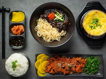 Mejores restaurantes coreanos de Medellín, ¿cuánto vale el plato? Son muy recomendados