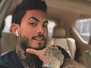 Mateo Carvajal está estrenando un nuevo tatuaje ¿A quién está dedicado?