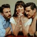 Se estrenó película de Dakota Johnson y Pedro Pascal 'Amores Materialistas': Dónde verla en Colombia