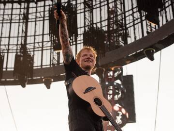 Ed Sheeran se atreve con el punjabi en la nueva versión de 'Symmetry'