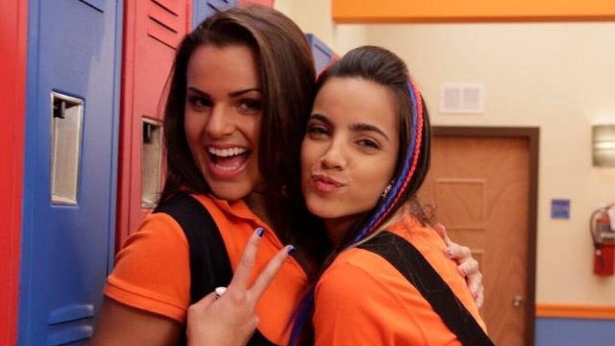 Isabella Castillo junto a María Gabriela de Faría.