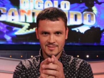 EL HERMANO DE CARLOS VIVES ANUNCIA SU ESPERADA BODA CON SU NOVIO