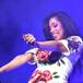 Con bebé a bordo: el twerk de Cardi B por su #1 en Billboard