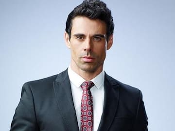 Emmanuel Esparza, nuevo concursante de ‘MasterChef Celebrity 7’, ya estuvo en la edición colombiana, ¿ventaja?