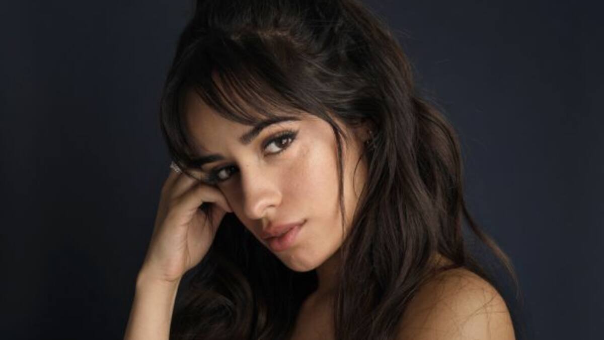 Camila Cabello sorprende con sensual baile de ‘La Bomba’