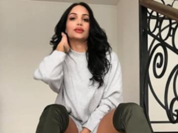 El tremendo golpe que se dio esta modelo tratando de bailar muy sexy en redes