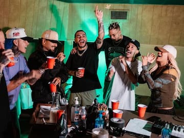 Pese a las criticas, +57 se posiciona en el puesto número uno en Spotify Global