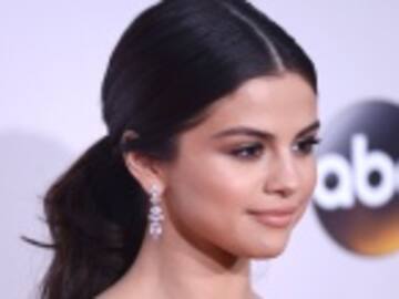 LAS FOTOS DE SELENA GÓMEZ EN MÉXICO Y LEJOS DE JUSTIN BIEBER EN FIN DE AÑO