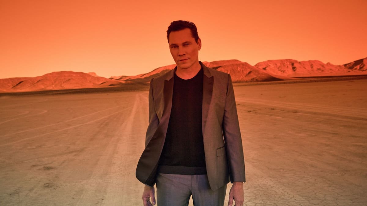 Tiësto anuncia su nuevo sencillo 'Beutiful places' y una residencia semanal en Ibiza
