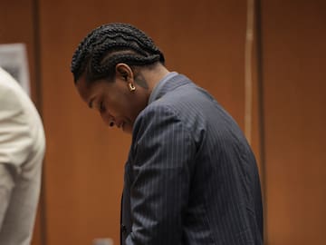 Rihanna reacciona al veredicto del juicio contra ASAP Rocky, imputado por agresión con armas de fuego