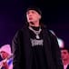 ¿Karma? Peso Pluma es reemplazado por Trueno, ex prometido de Nicki Nicole, en 'Viña del Mar'