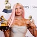 Karol G hace historia en los Grammy; es la primera mujer en ganar ‘Mejor Álbum de Música Urbana’