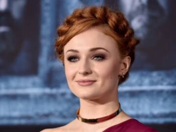 Sophie Turner de Game Of Thrones, rapea canción de Eminem.