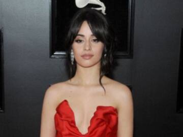CAMILA CABELLO SOÑABA CON SER RUBIA Y DE OJOS AZULES