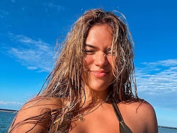 ¡Fin de los rumores! Las fotos con las que Karol G desmintió su presunto embarazo