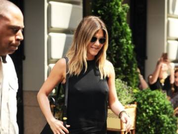 EL ESPERADO CARA A CARA DE JENNIFER ANISTON Y ANGELINA JOLIE