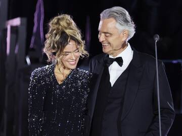 El momento “más sublime” de la carrera de Karol G: así fue su presentación con Andrea Bocelli